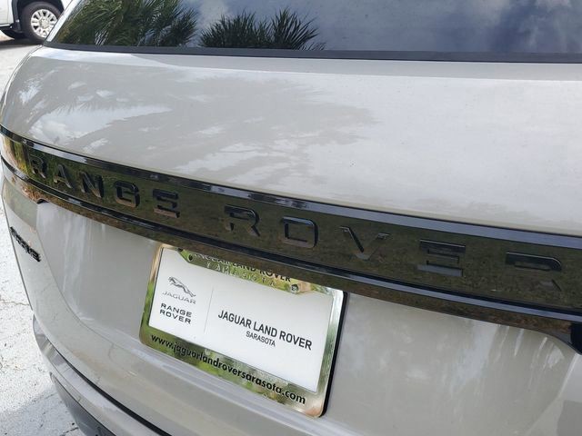 2025 Land Rover Range Rover Evoque - Photo 8