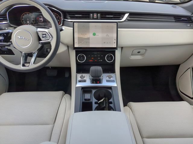 2026 Jaguar F-PACE - Photo 13