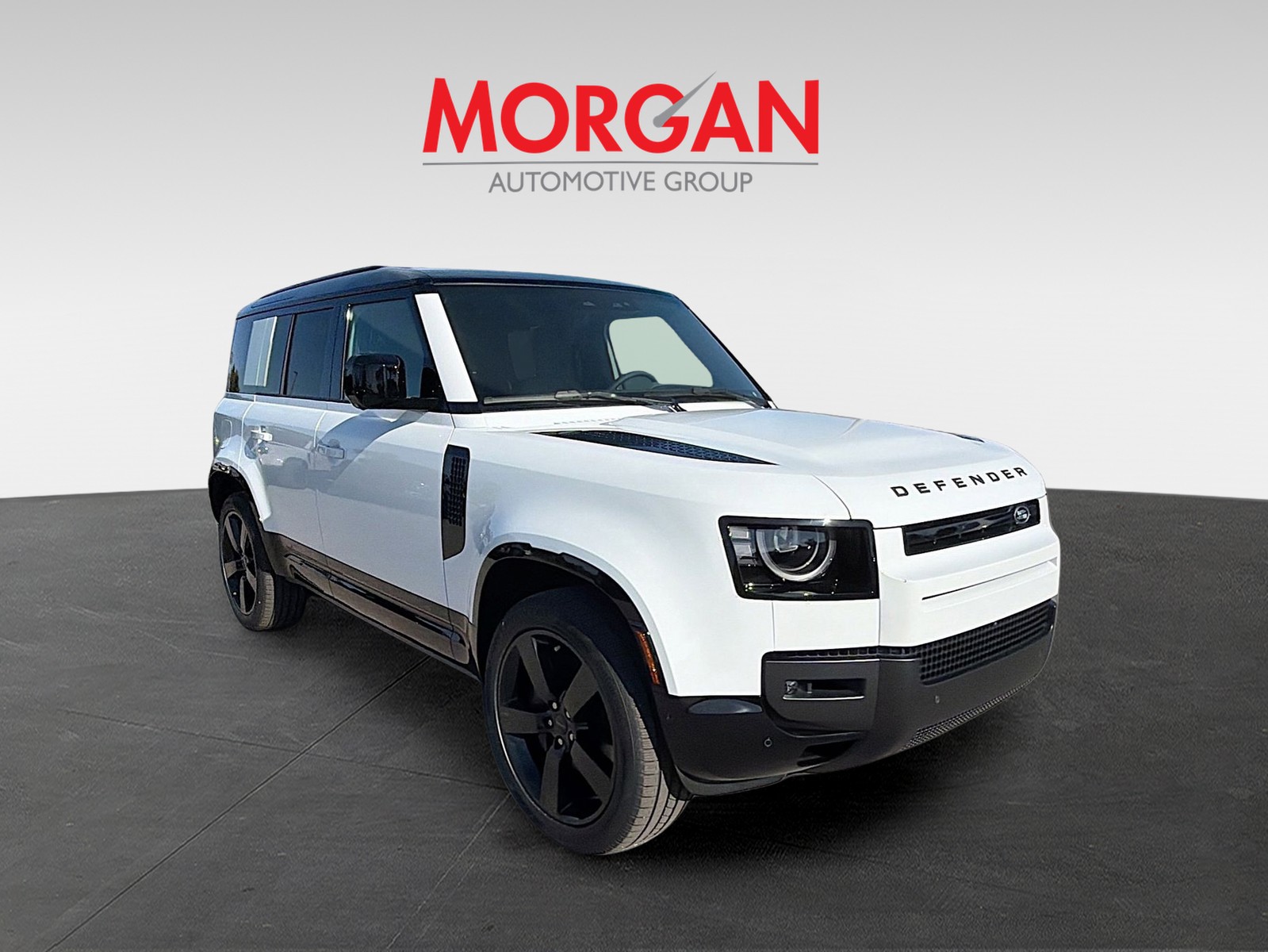 2026 Land Rover Defender 110 - Photo 2