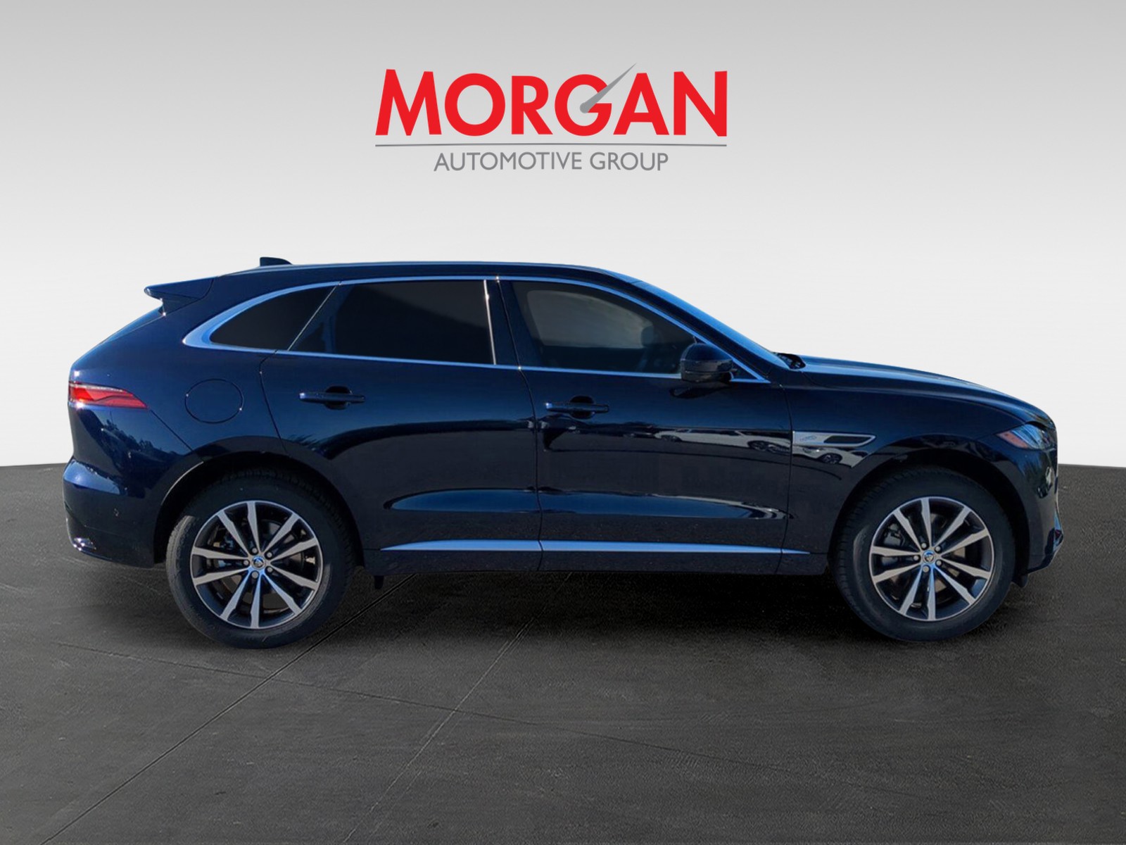2026 Jaguar F-PACE - Photo 8