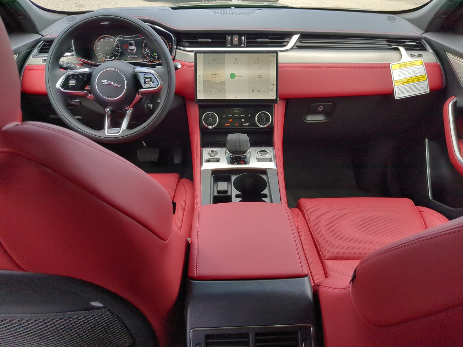 2026 Jaguar F-PACE - Photo 12