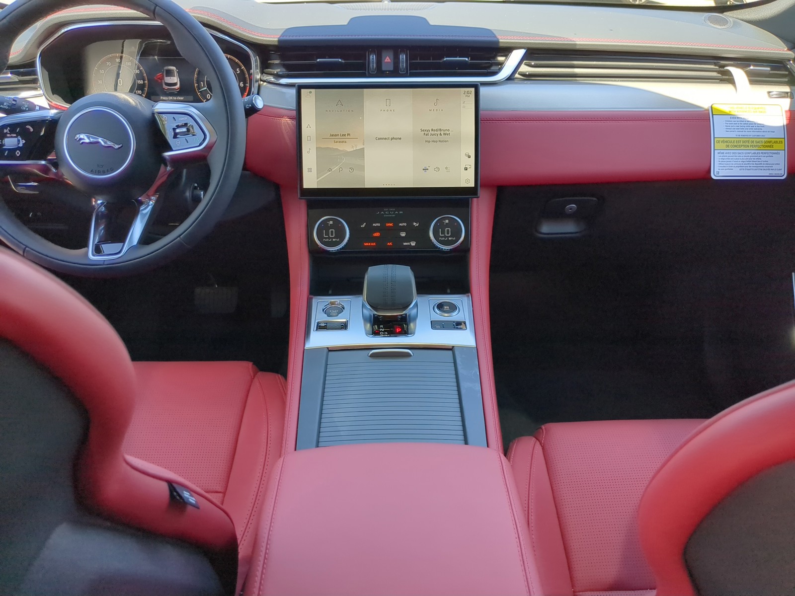 2026 Jaguar F-PACE - Photo 13