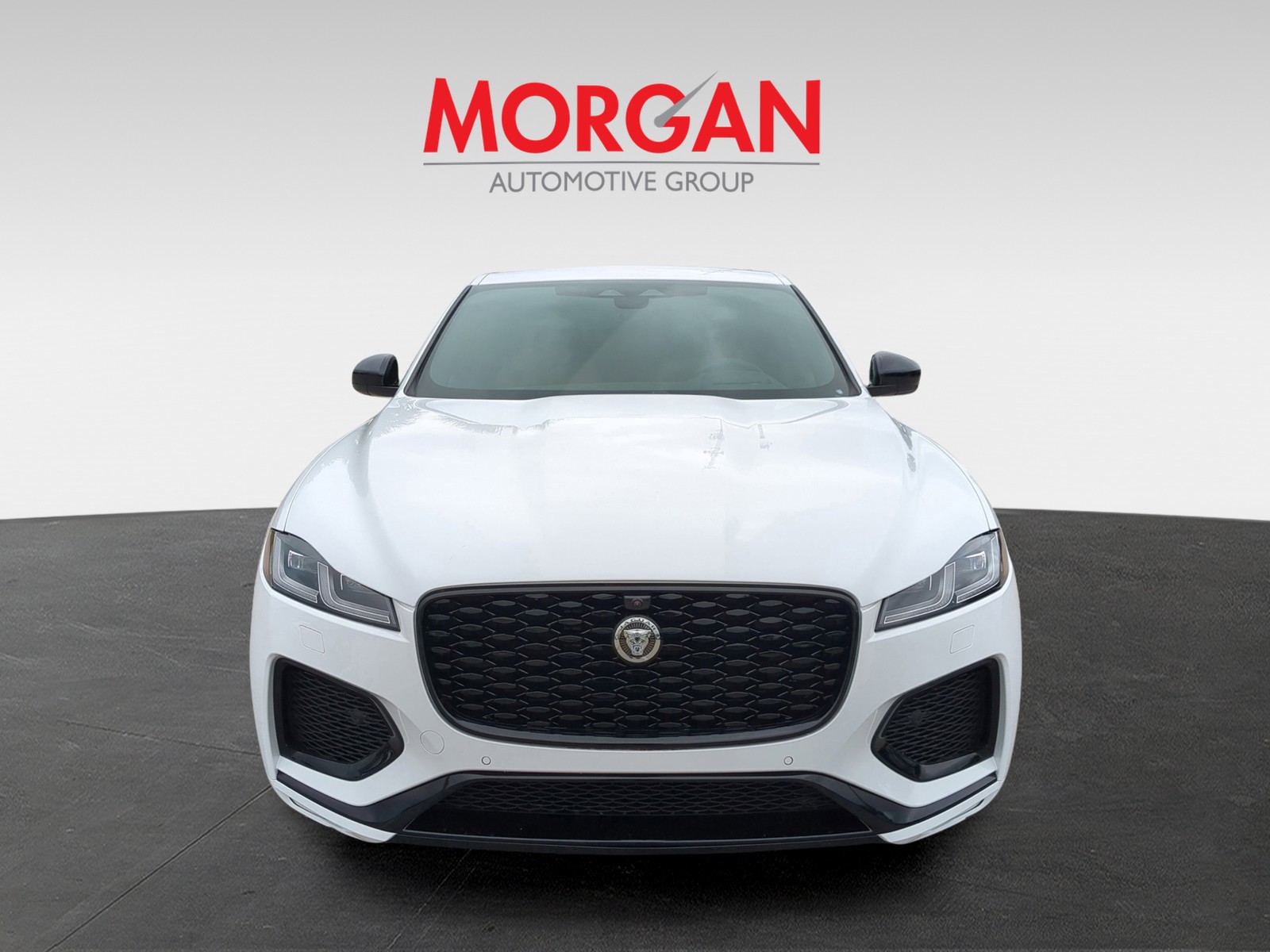 2026 Jaguar F-PACE - Photo 3