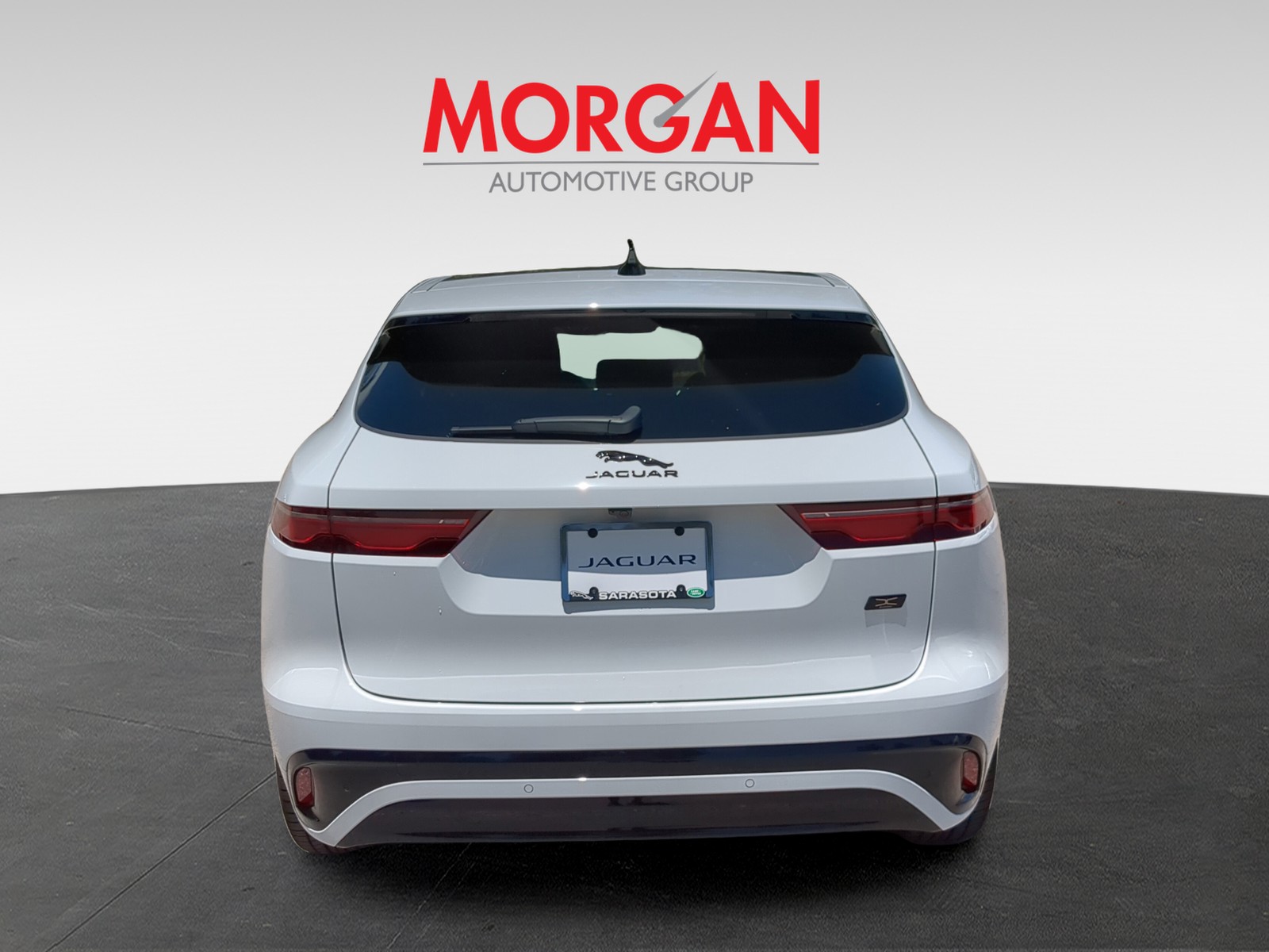 2026 Jaguar F-PACE - Photo 6