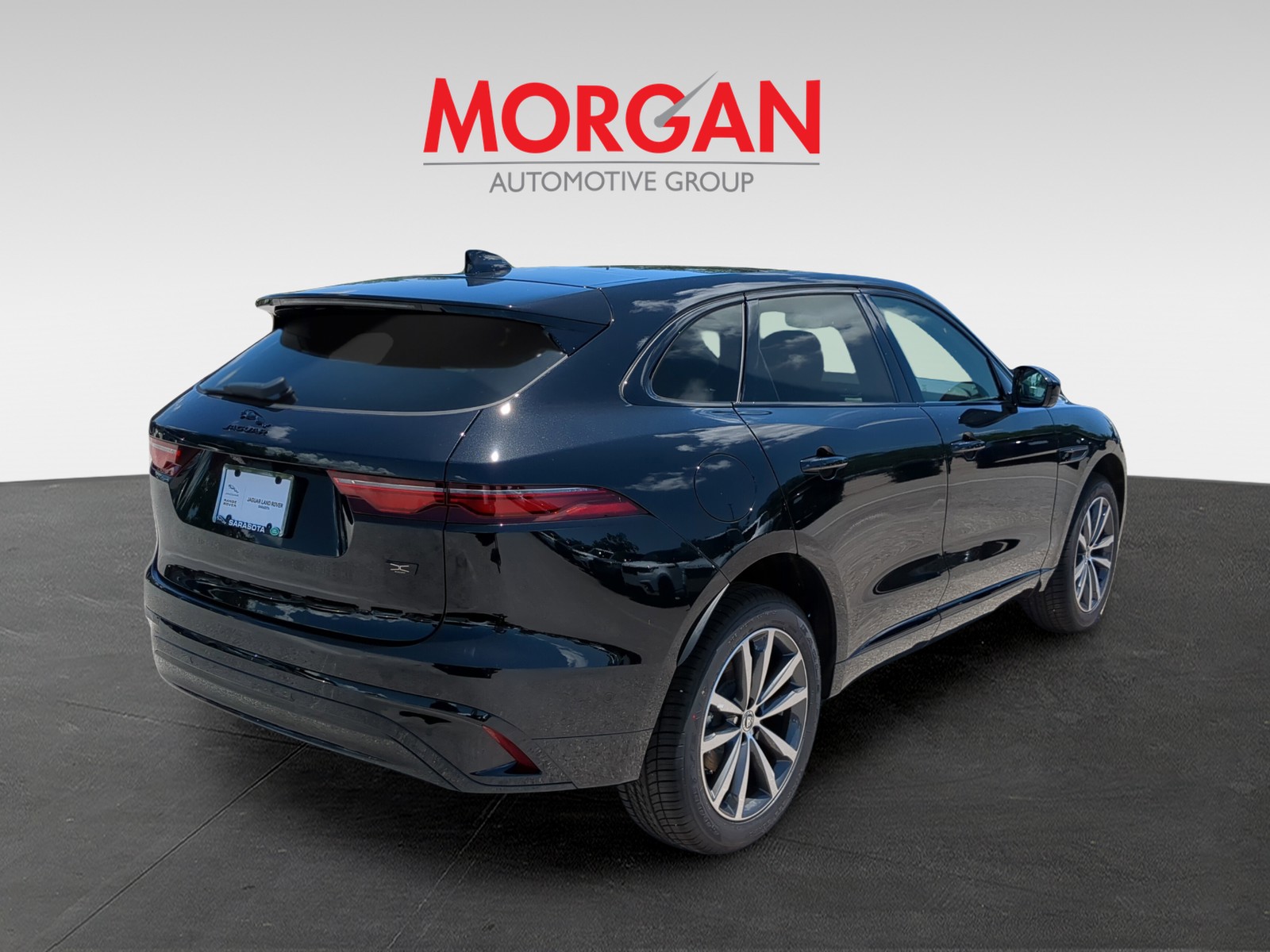 2026 Jaguar F-PACE - Photo 5
