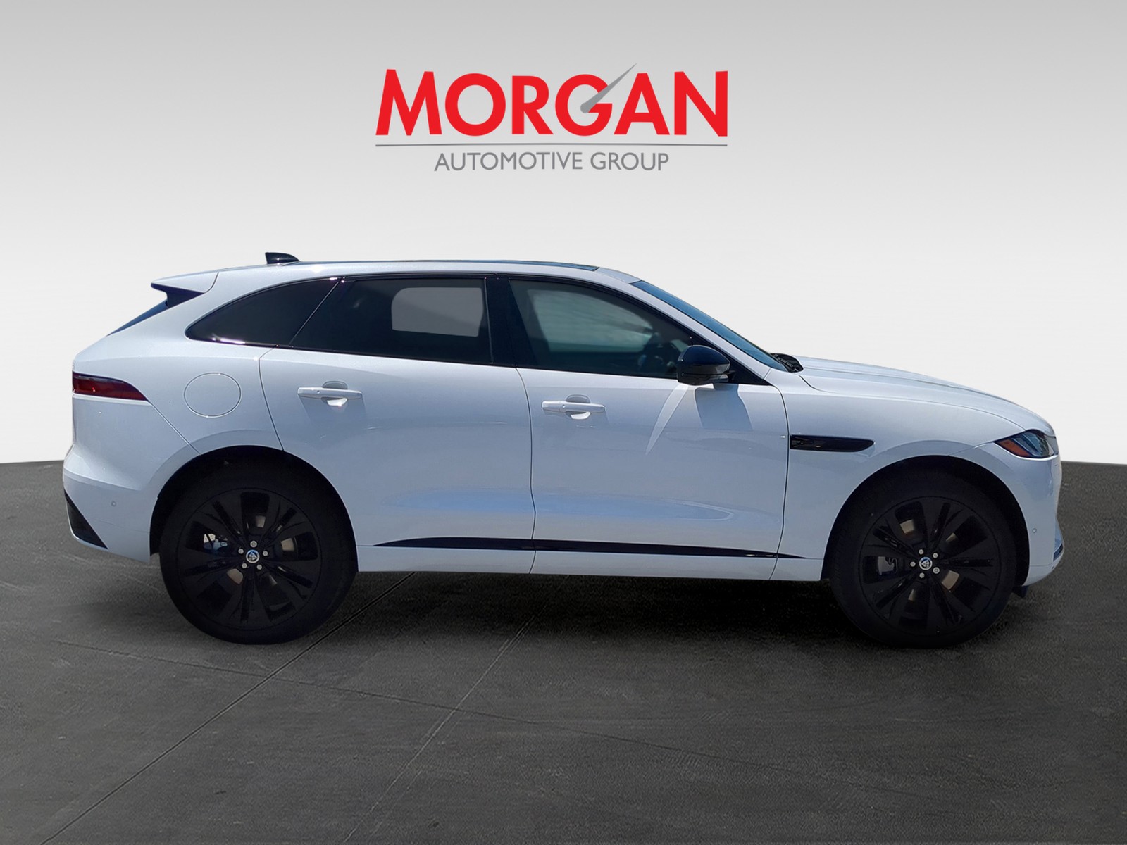2026 Jaguar F-PACE - Photo 5