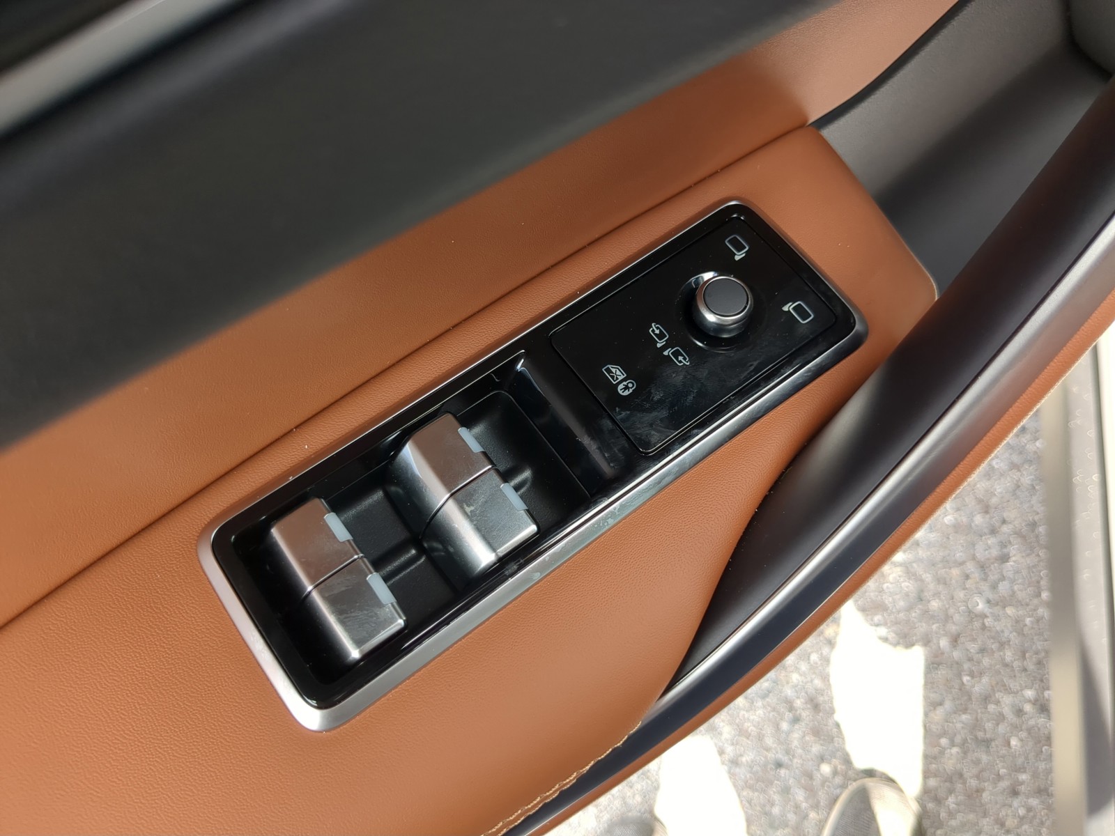 2026 Jaguar F-PACE - Photo 14