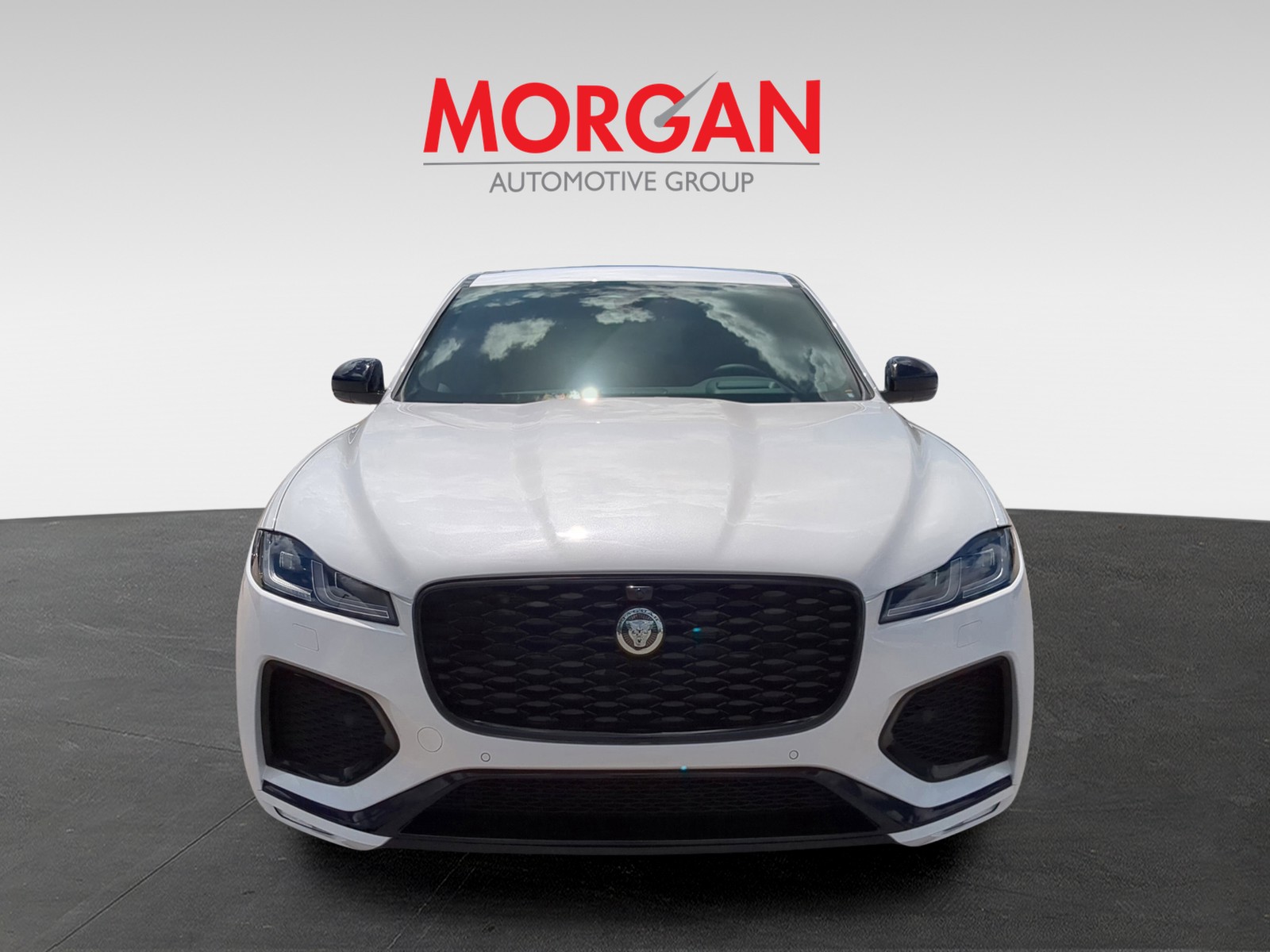 2026 Jaguar F-PACE - Photo 2