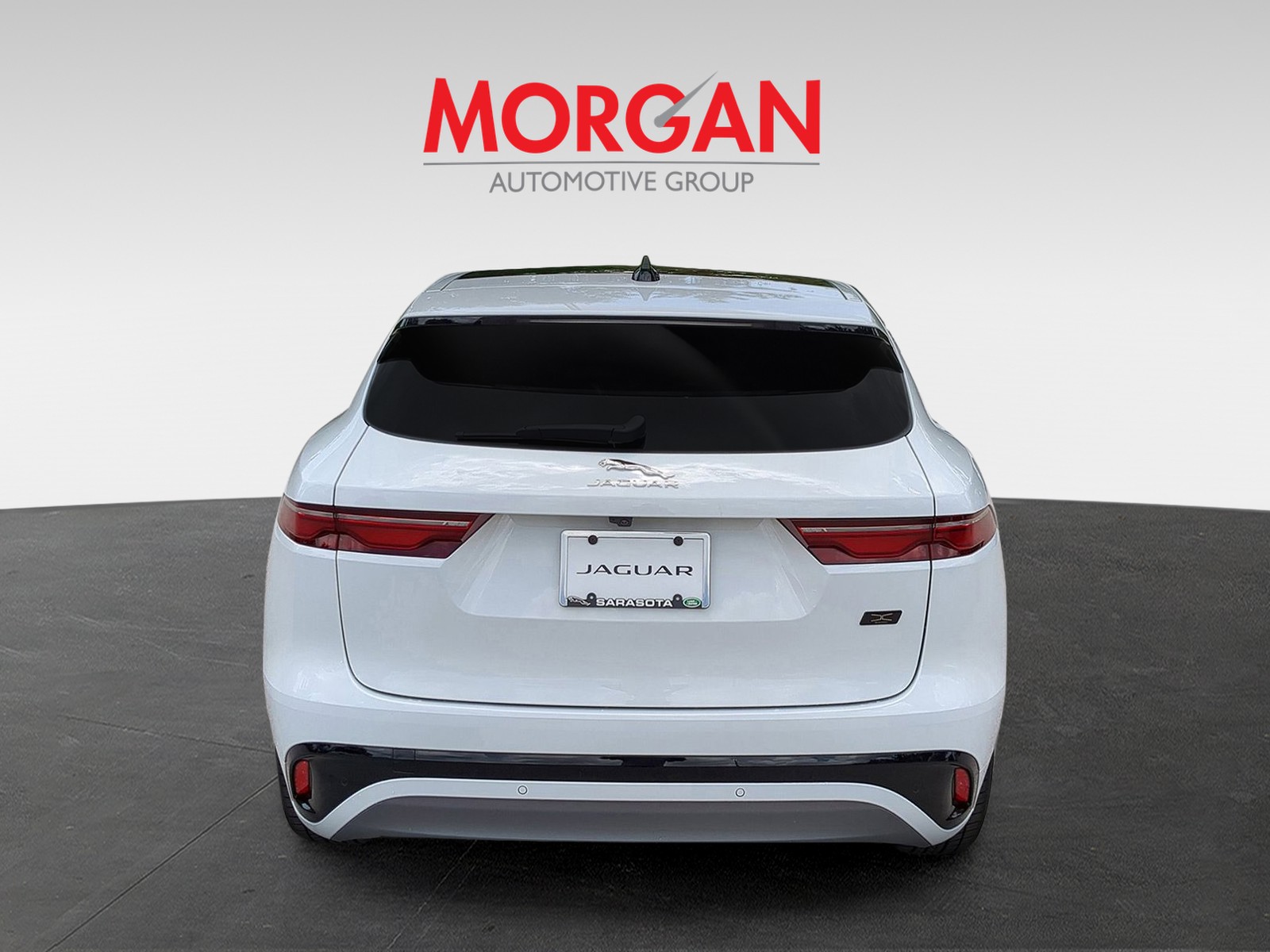 2026 Jaguar F-PACE - Photo 6
