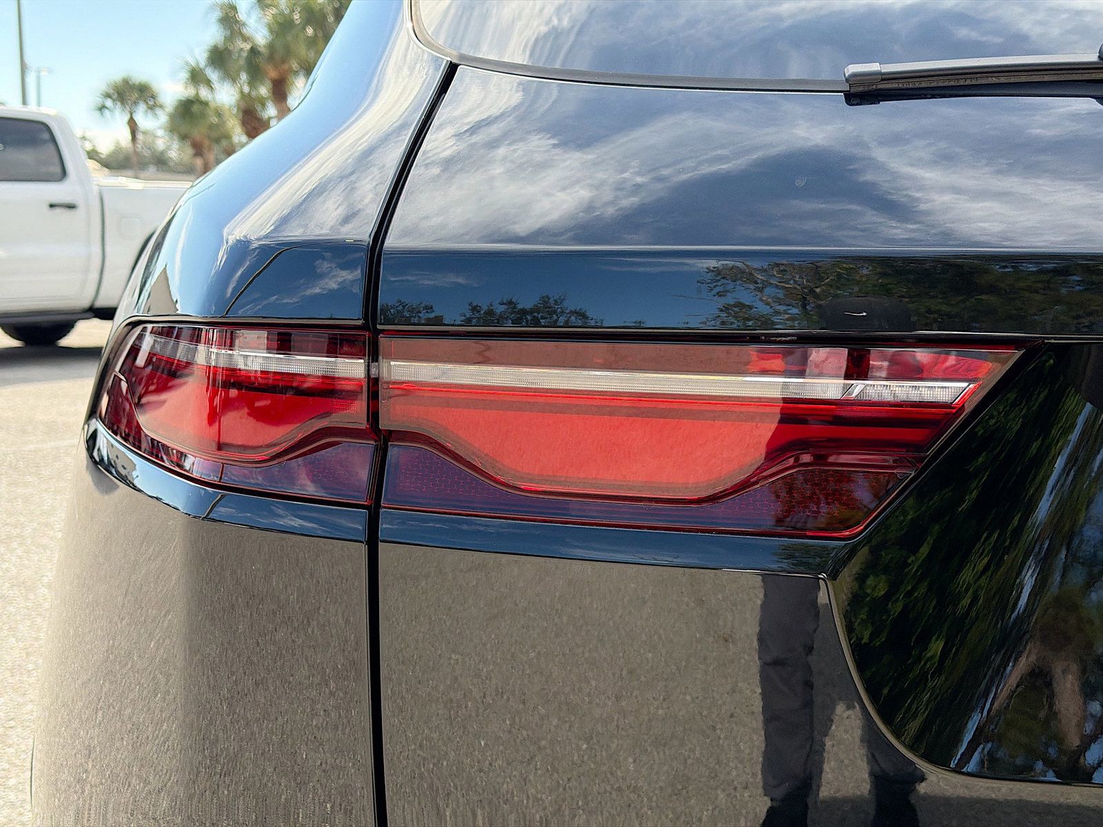 2026 Jaguar F-PACE - Photo 10