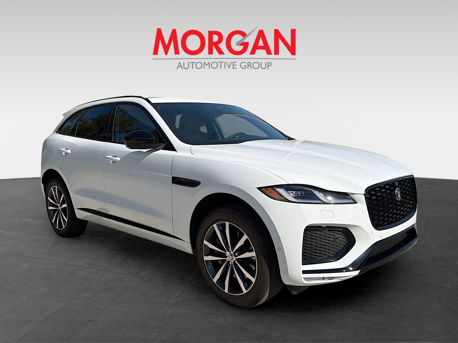 2026 Jaguar F-PACE - Photo 2
