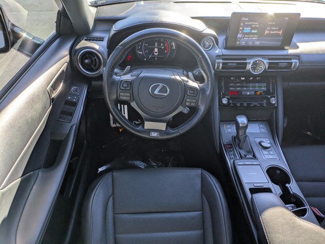 2021 Lexus IS - Photo 13