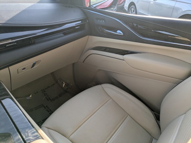 2022 Cadillac Escalade - Photo 14