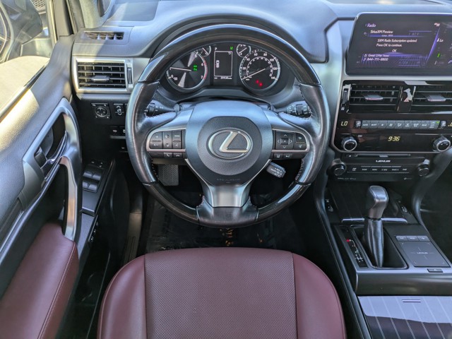 2022 Lexus GX - Photo 13