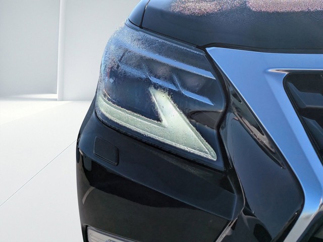 2022 Lexus GX - Photo 8