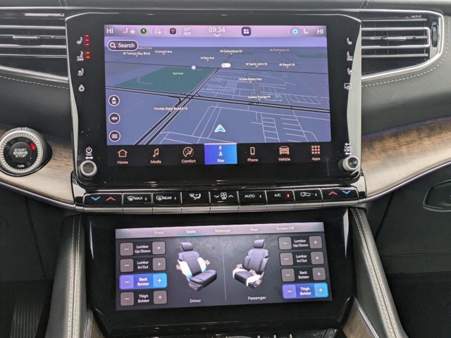 2022 Jeep Grand Wagoneer - Photo 15