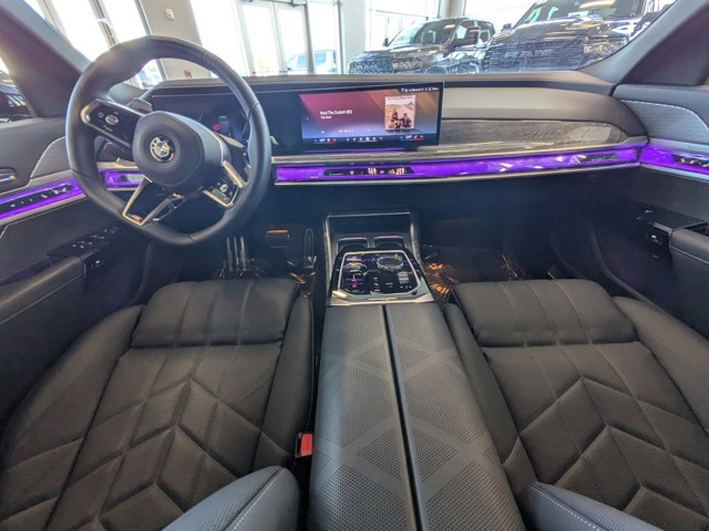 2024 BMW 7 Series - Photo 12