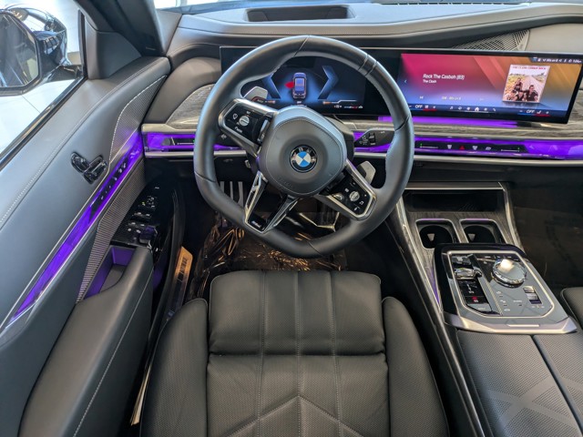 2024 BMW 7 Series - Photo 13