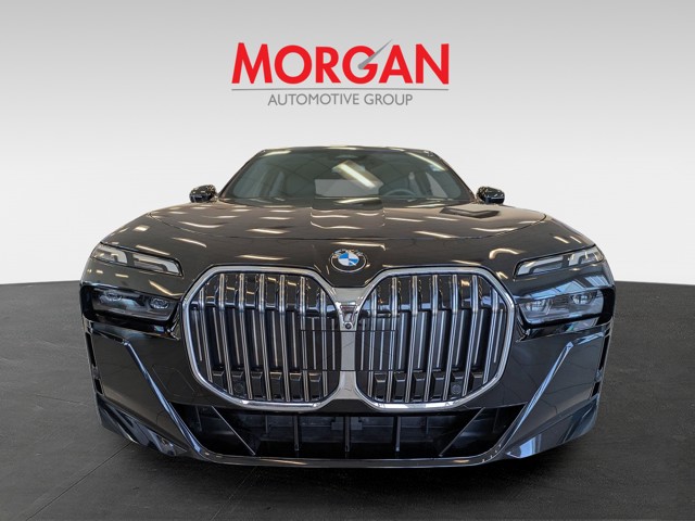2024 BMW 7 Series - Photo 2