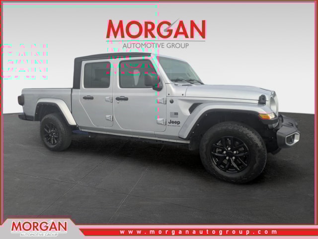 2023 Jeep Gladiator Sport S's photo