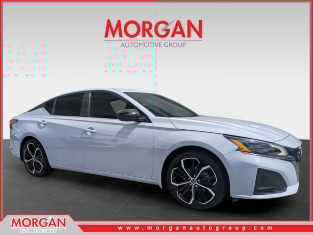 2023 Nissan Altima SR