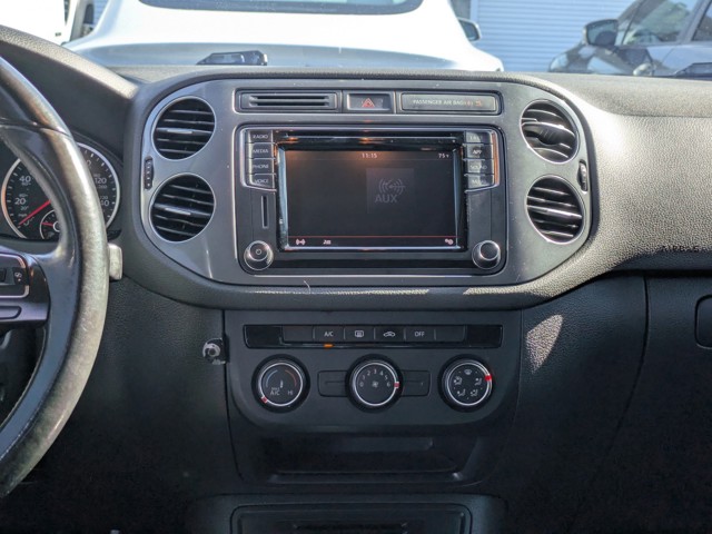 2018 Volkswagen Tiguan Limited - Photo 14