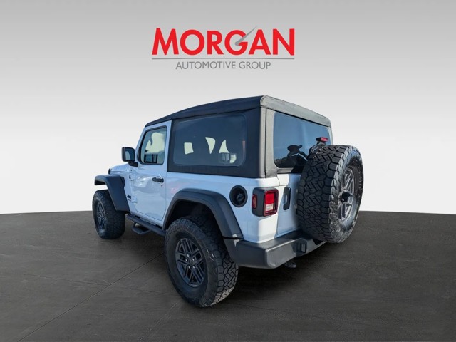 2025 Jeep Wrangler - Photo 5