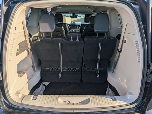 2024 Chrysler Pacifica - Photo 11