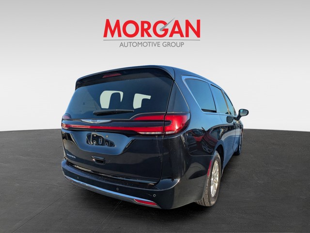 2024 Chrysler Pacifica - Photo 4