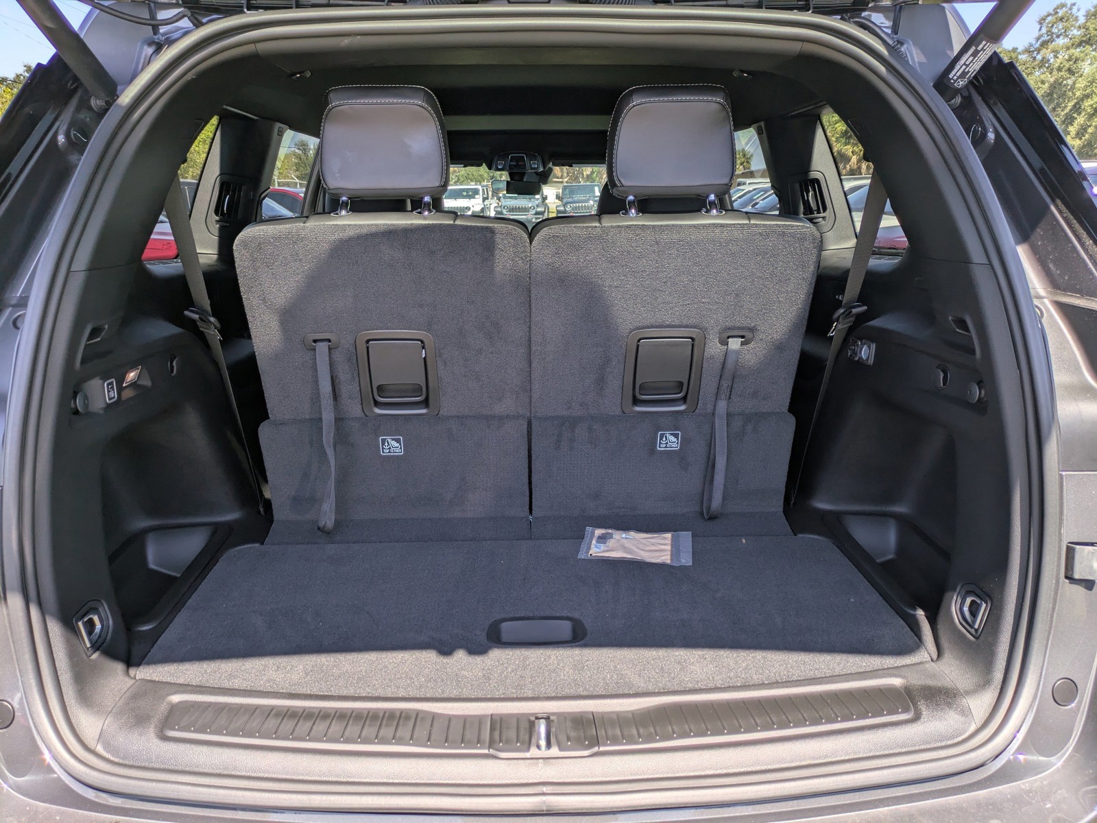 2025 Jeep Grand Cherokee L - Photo 11