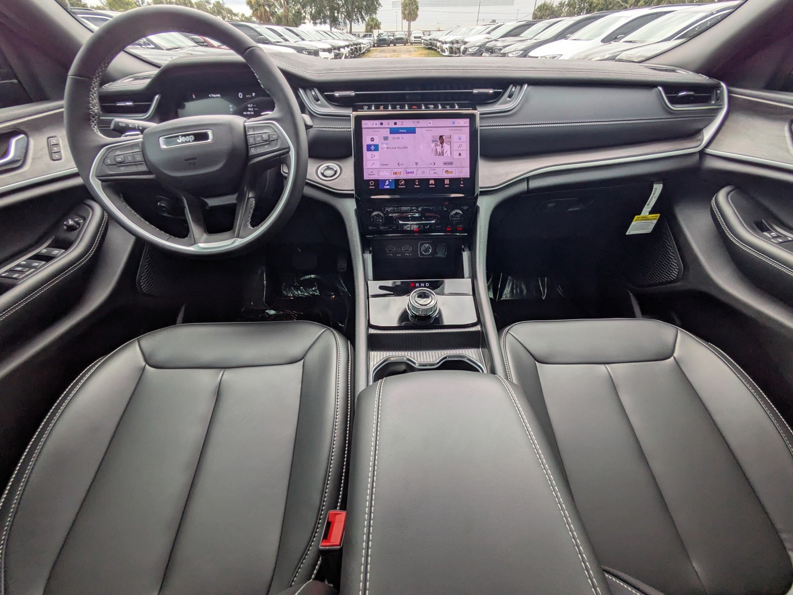 2025 Jeep Grand Cherokee L - Photo 13