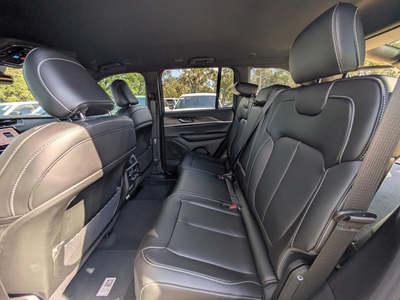 2025 Jeep Grand Cherokee - Photo 12