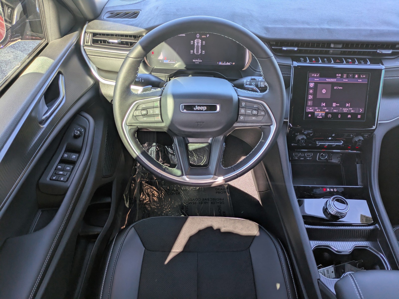 2025 Jeep Grand Cherokee - Photo 14