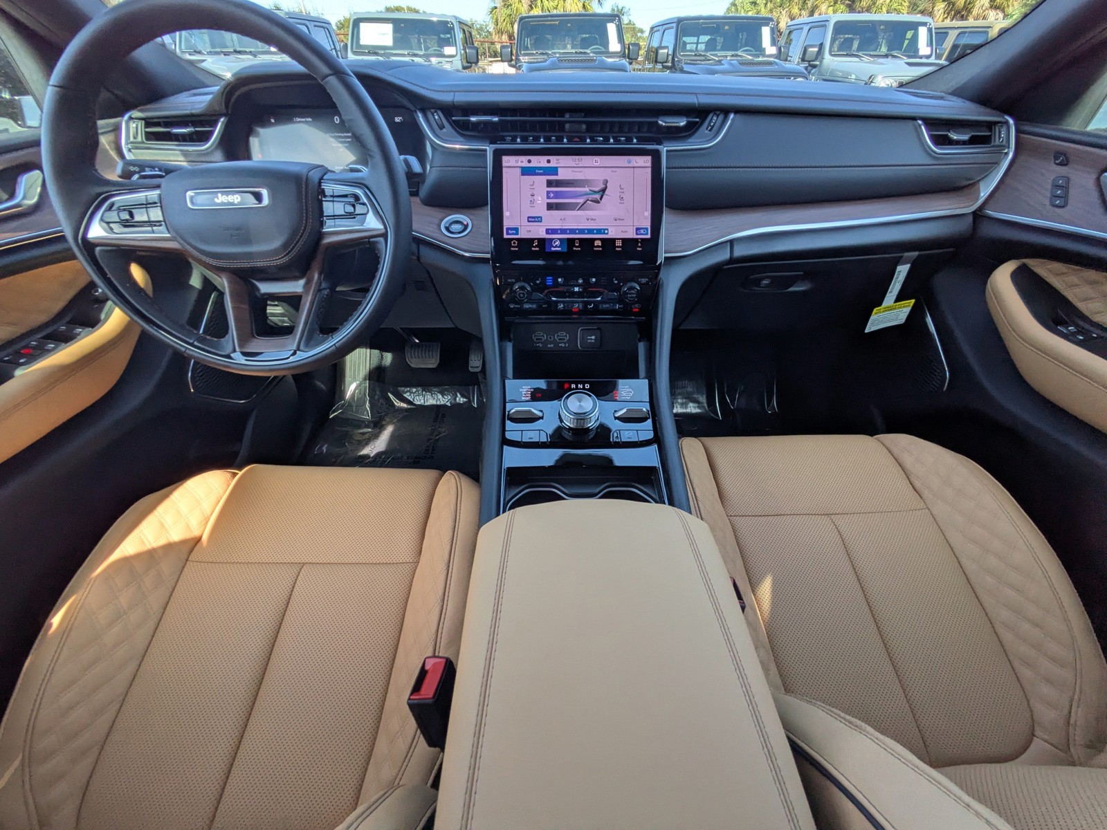 2025 Jeep Grand Cherokee L - Photo 13