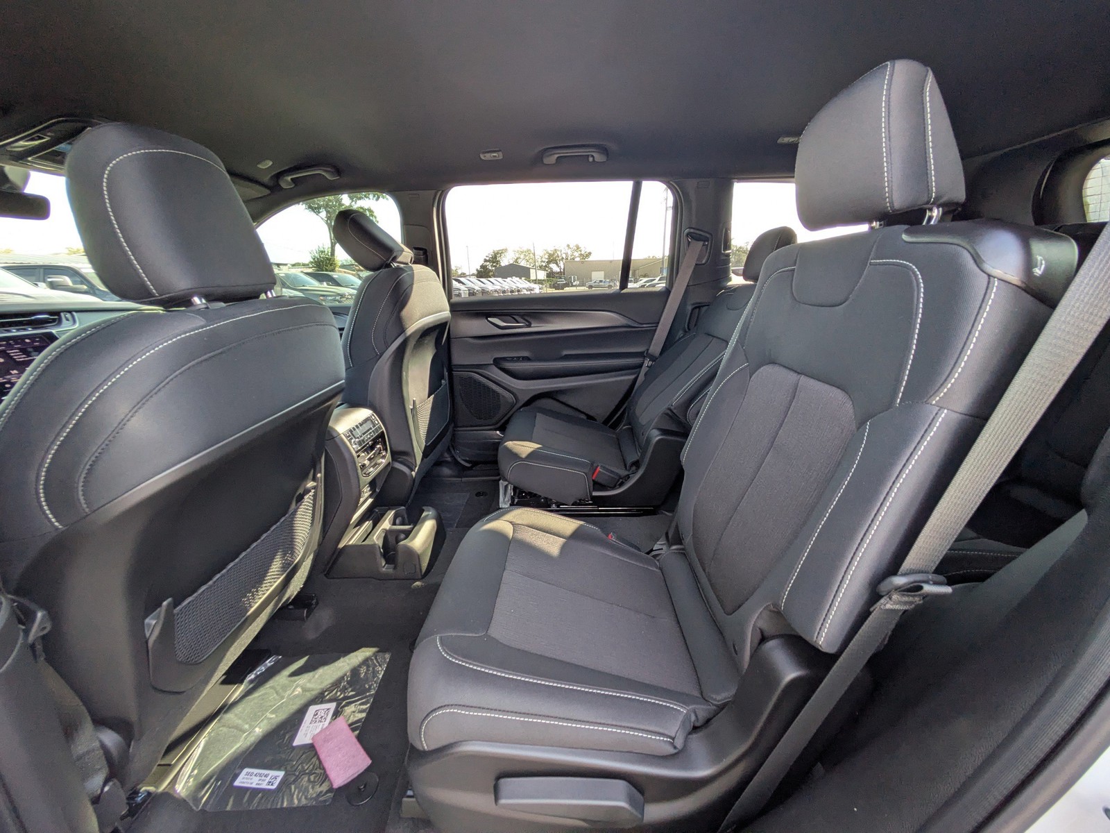 2025 Jeep Grand Cherokee L - Photo 12