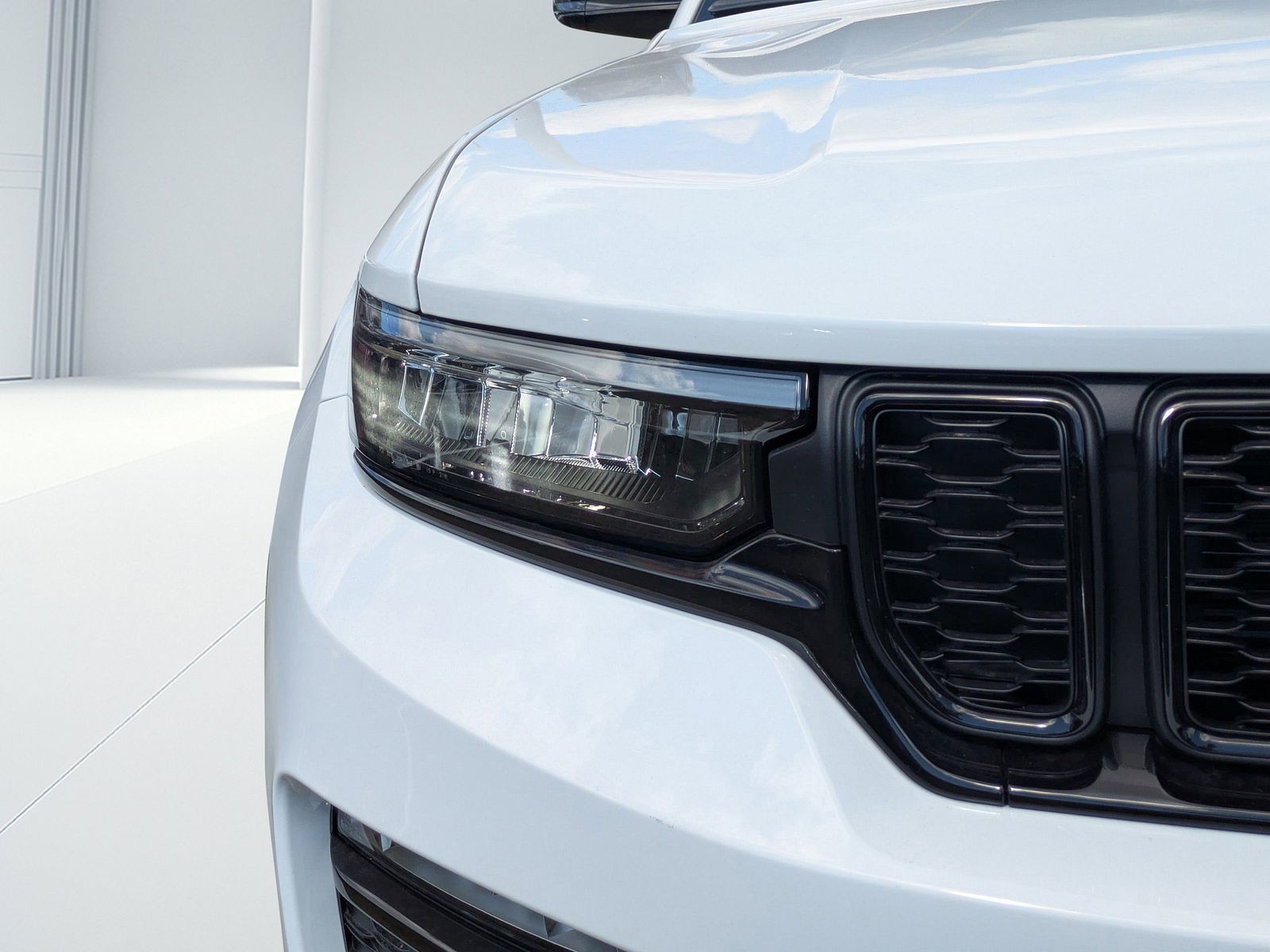 2025 Jeep Grand Cherokee - Photo 8