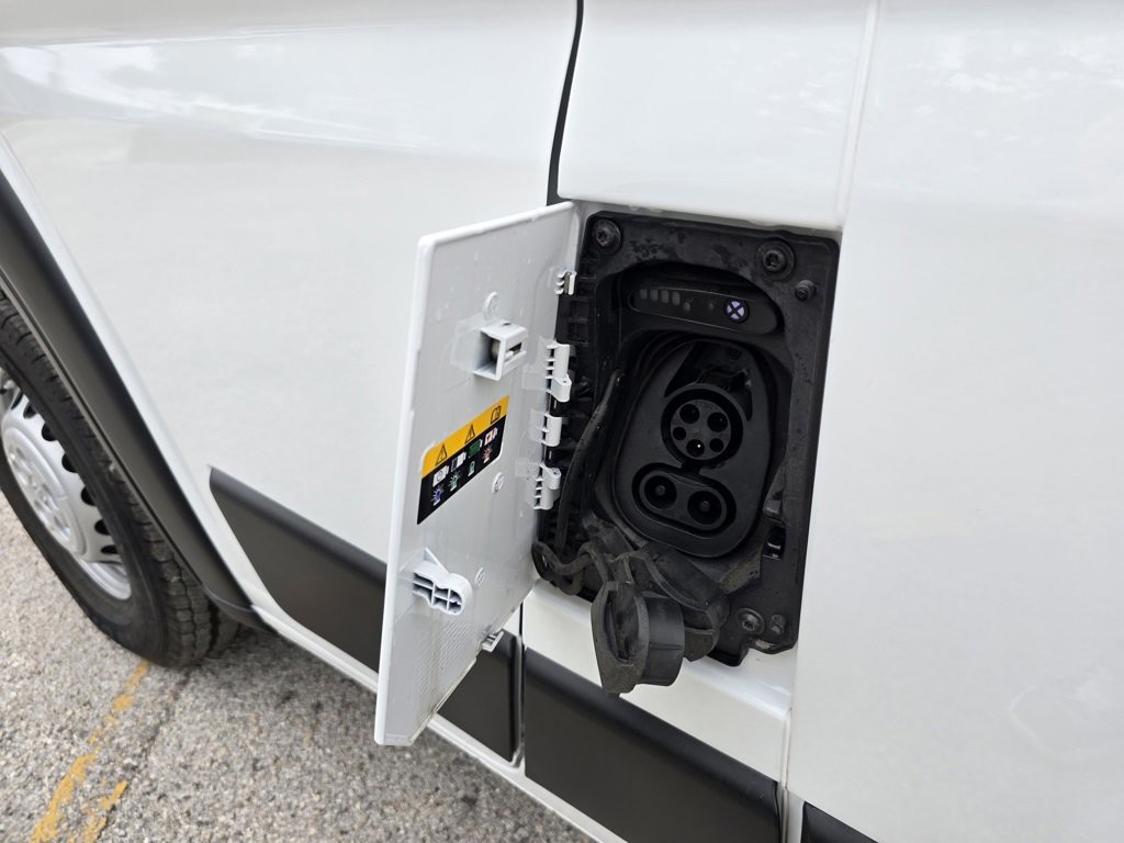 2025 Ram ProMaster 3500 EV - Photo 14