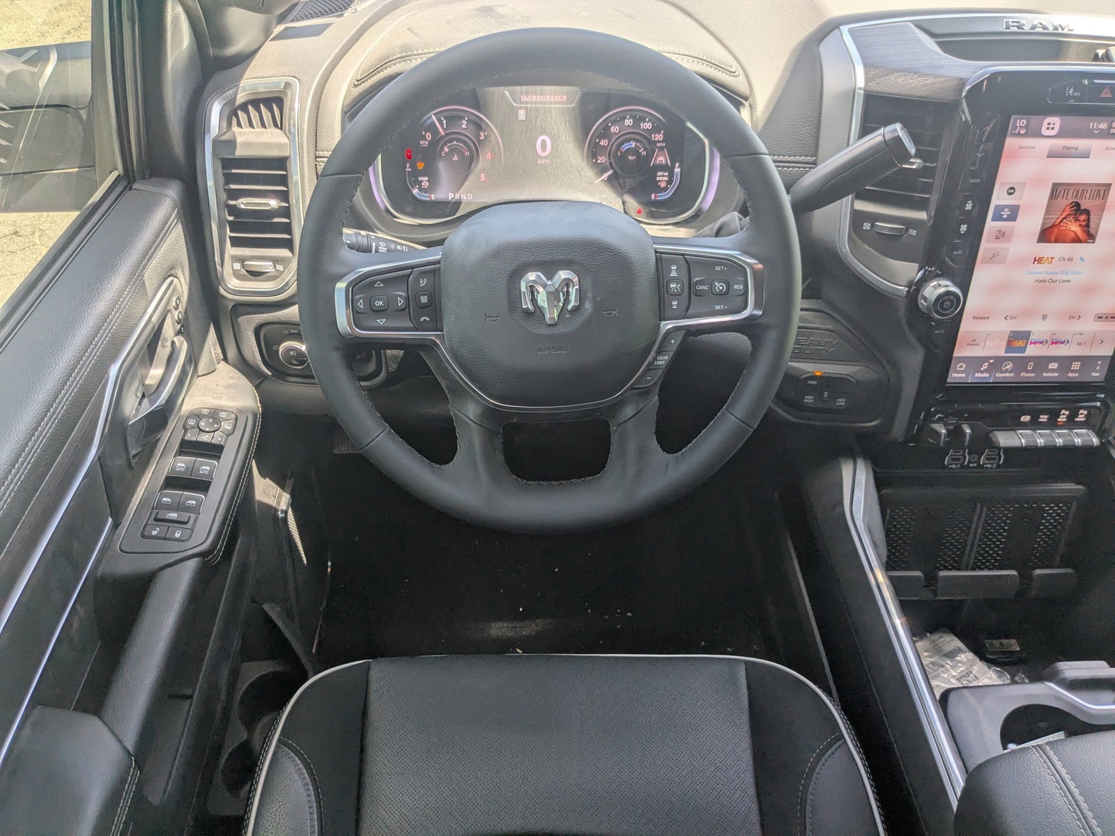 2025 Ram 2500 - Photo 14