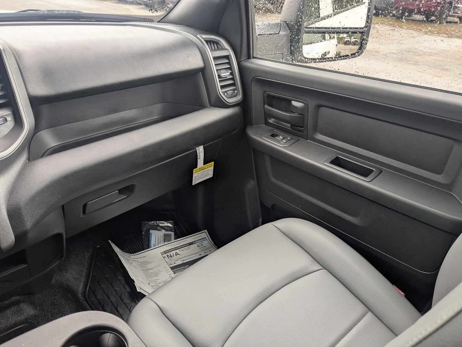 2025 Ram 5500HD - Photo 15