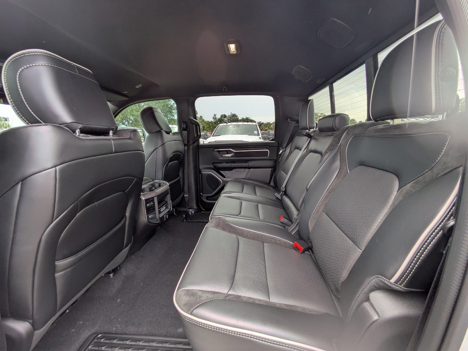 2026 Ram 1500 - Photo 12