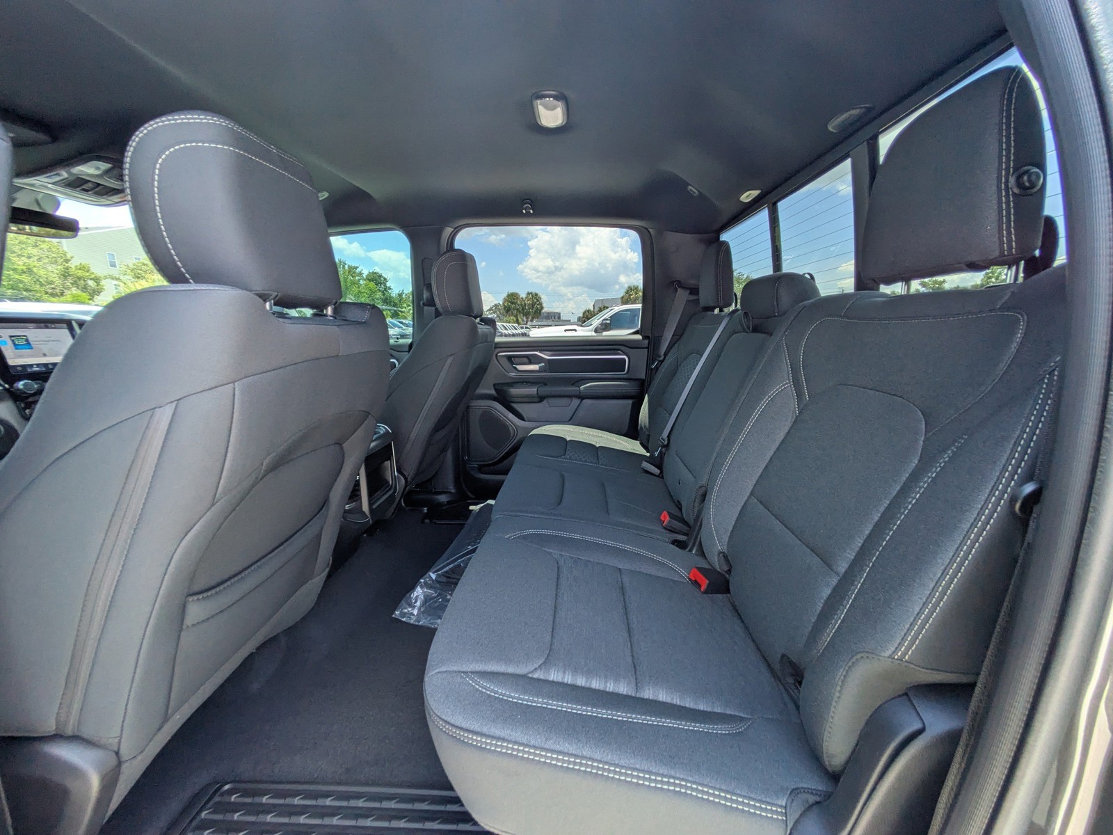 2026 Ram 1500 - Photo 15