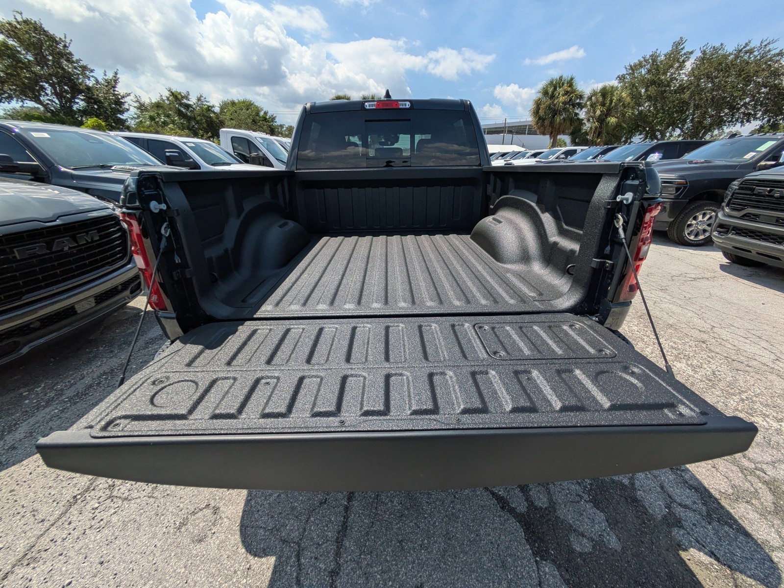 2026 Ram 1500 - Photo 8