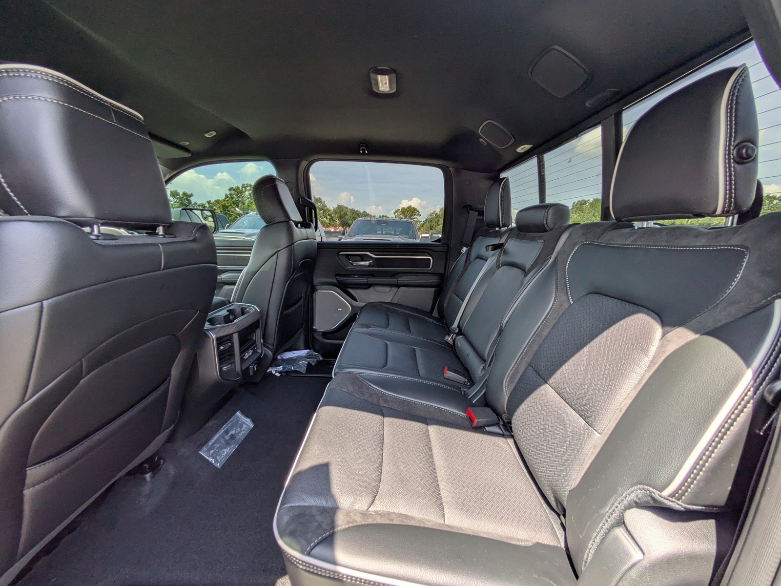 2026 Ram 1500 - Photo 12