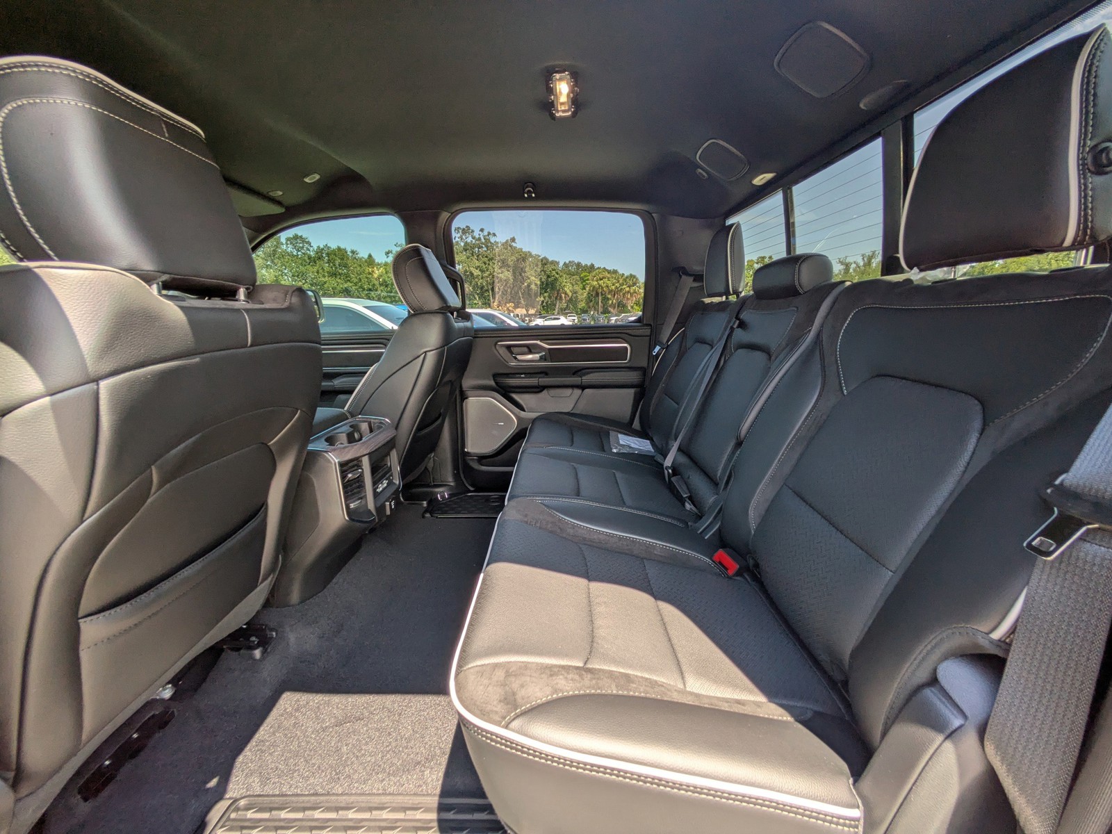 2026 Ram 1500 - Photo 12
