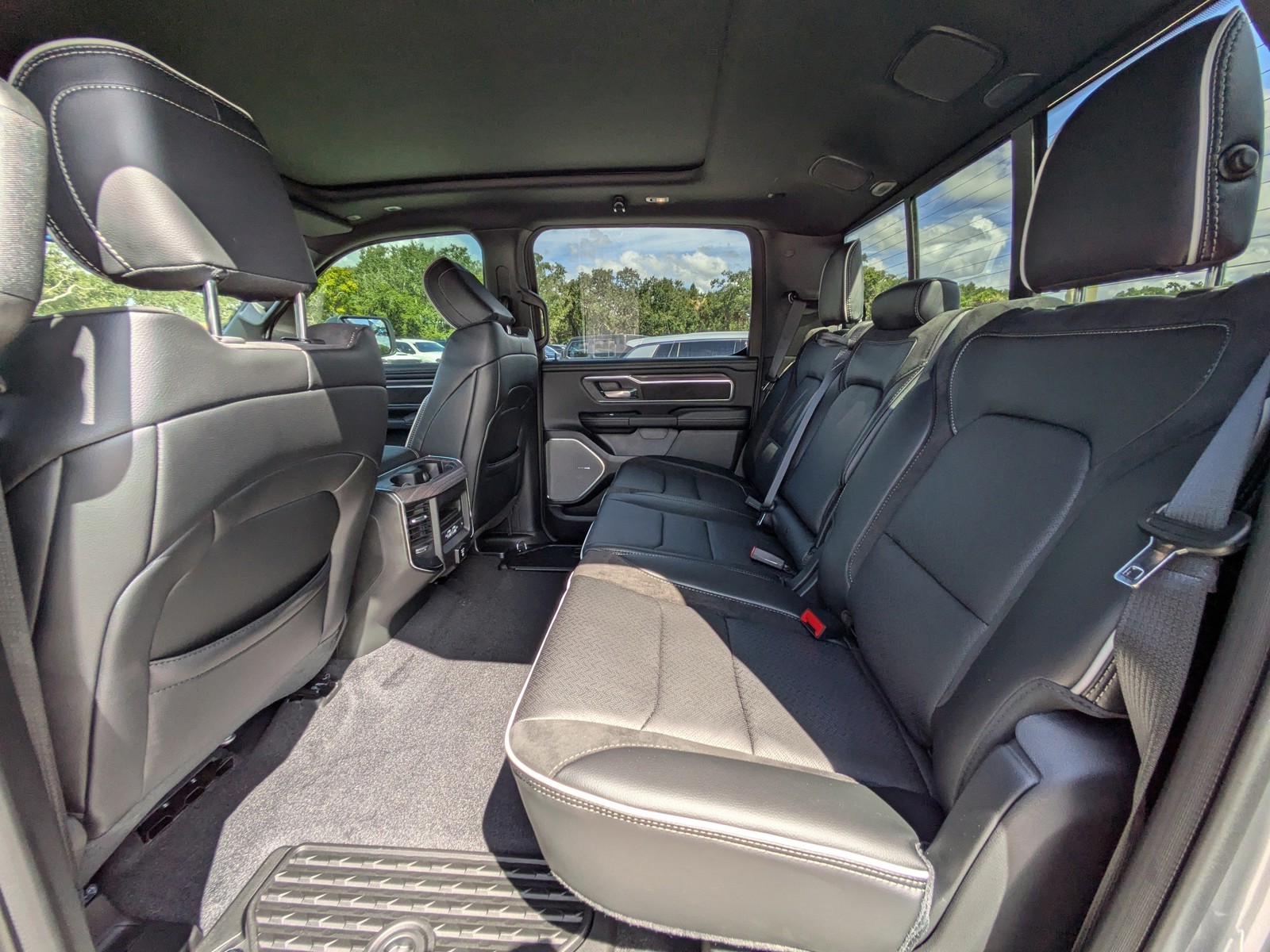 2026 Ram 1500 - Photo 12
