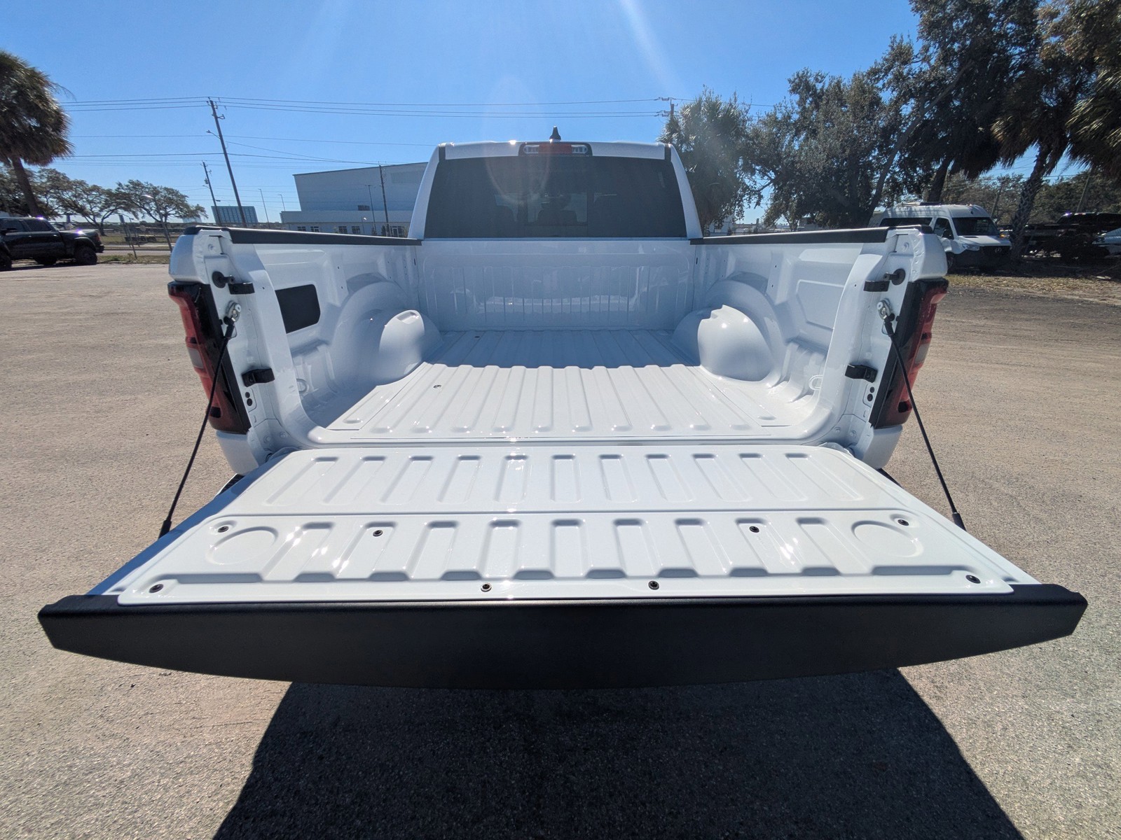 2026 Ram 1500 - Photo 8