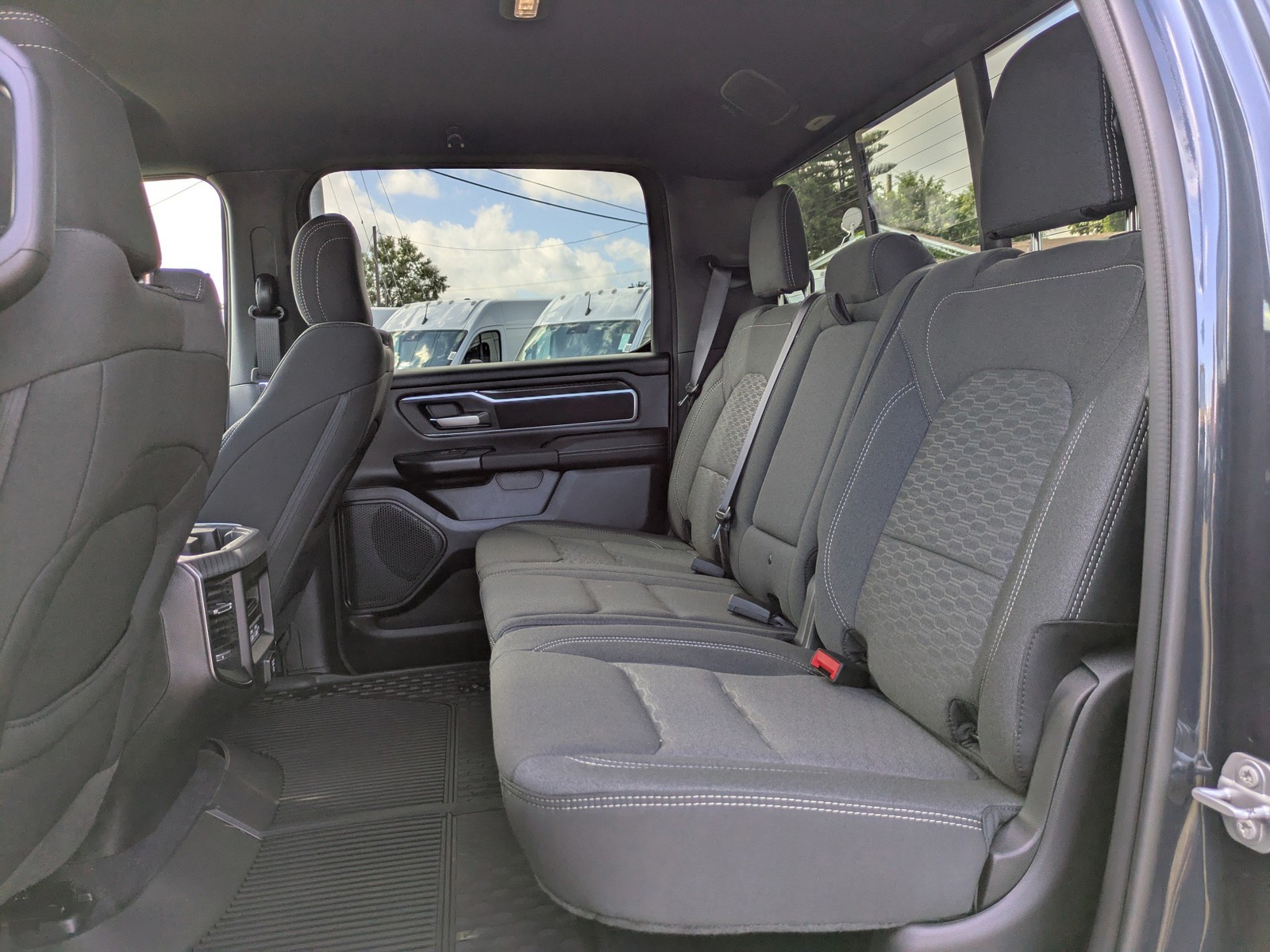 2026 Ram 1500 - Photo 13