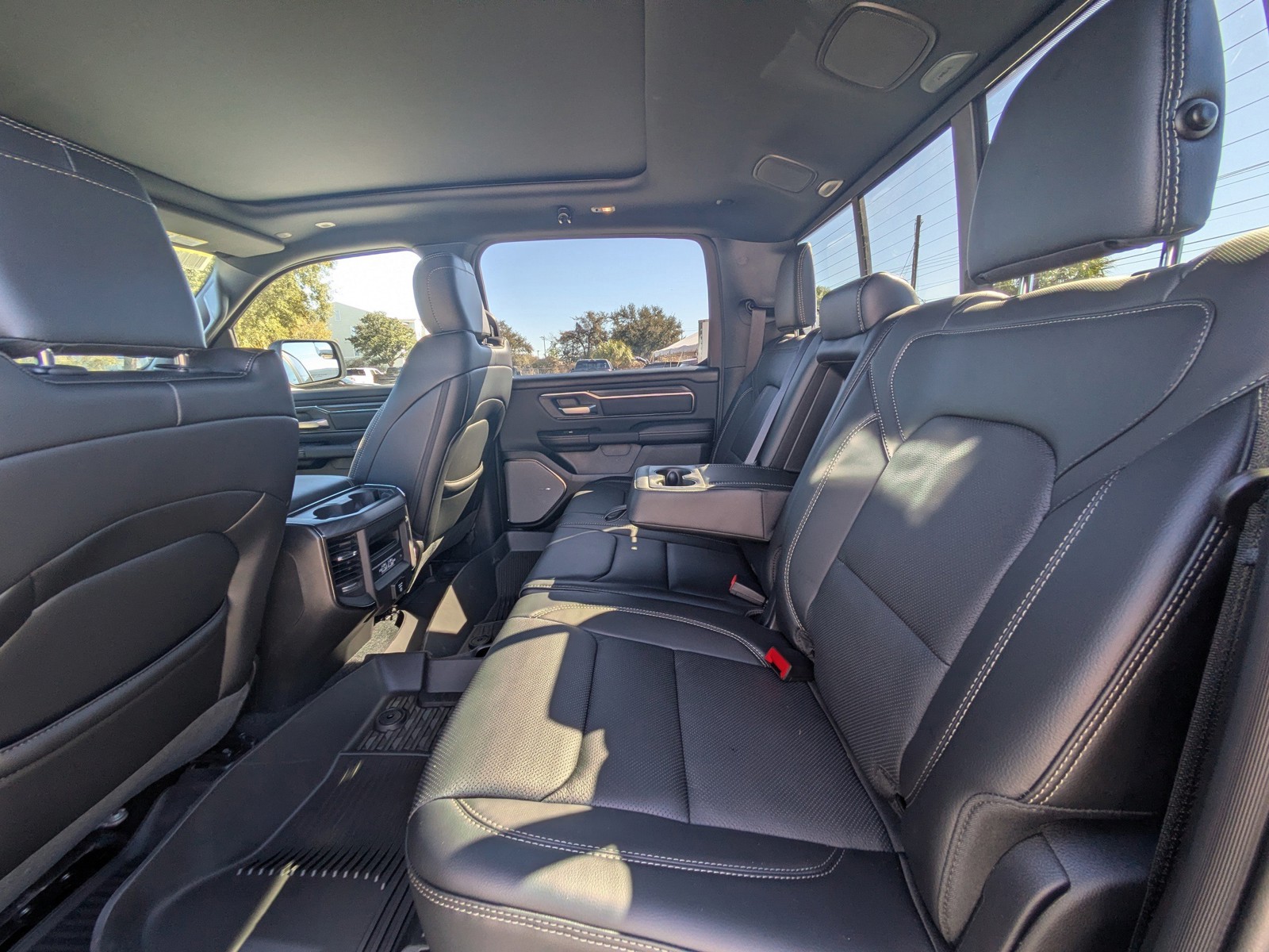 2026 Ram 1500 - Photo 12