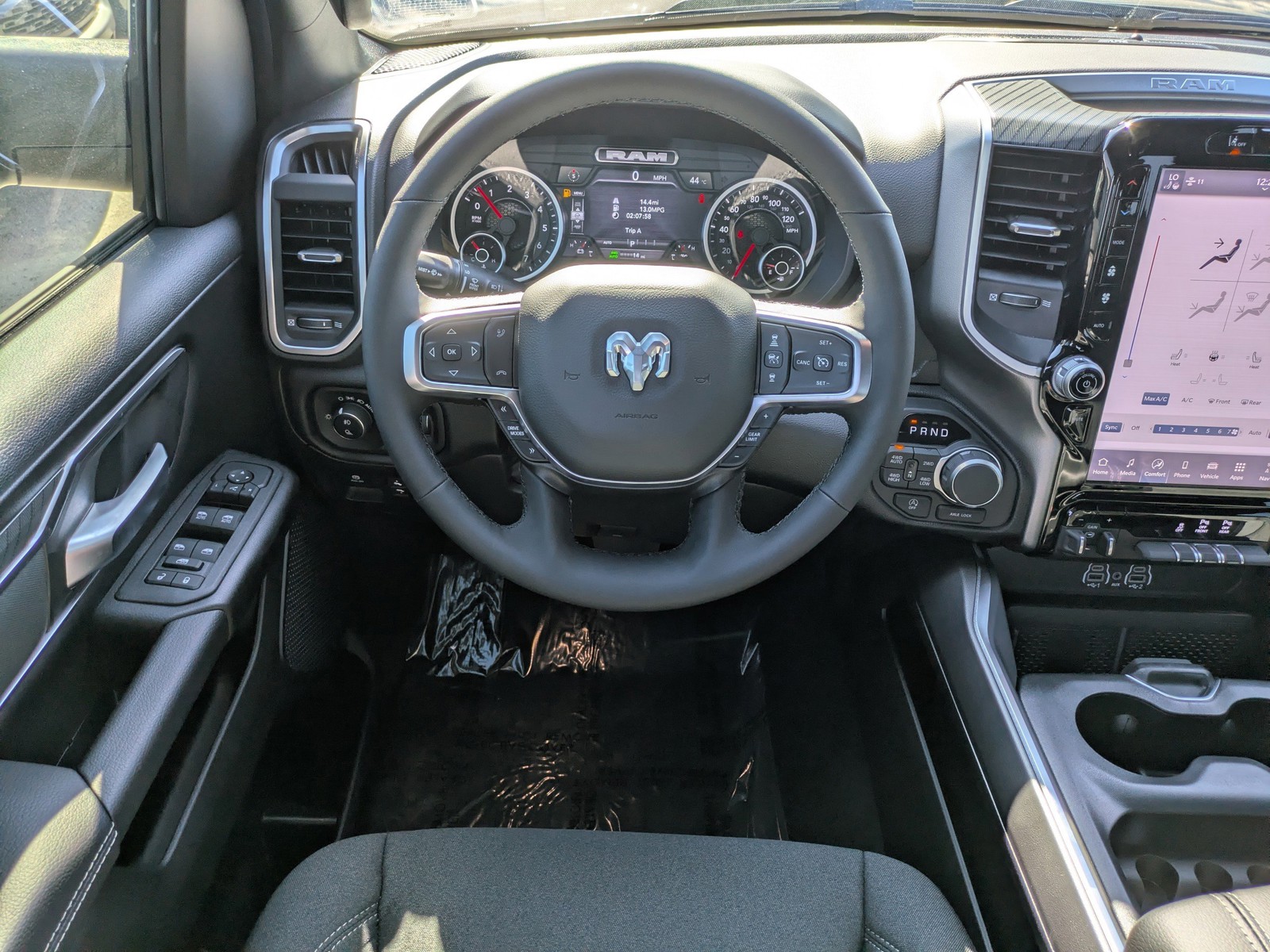 2026 Ram 1500 - Photo 14