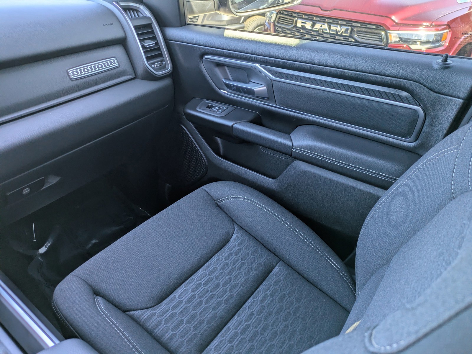 2026 Ram 1500 - Photo 15